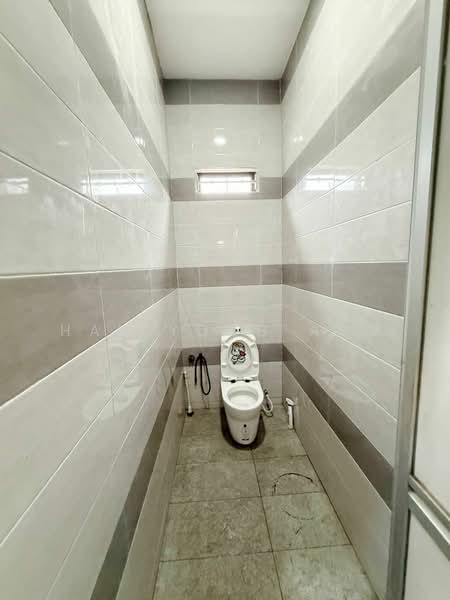 Rumah Kluster untuk Dijual di Kota Masai (Pasir Gudang) - Han Yong Ang - Bathroom - PropertyGuru.com.my