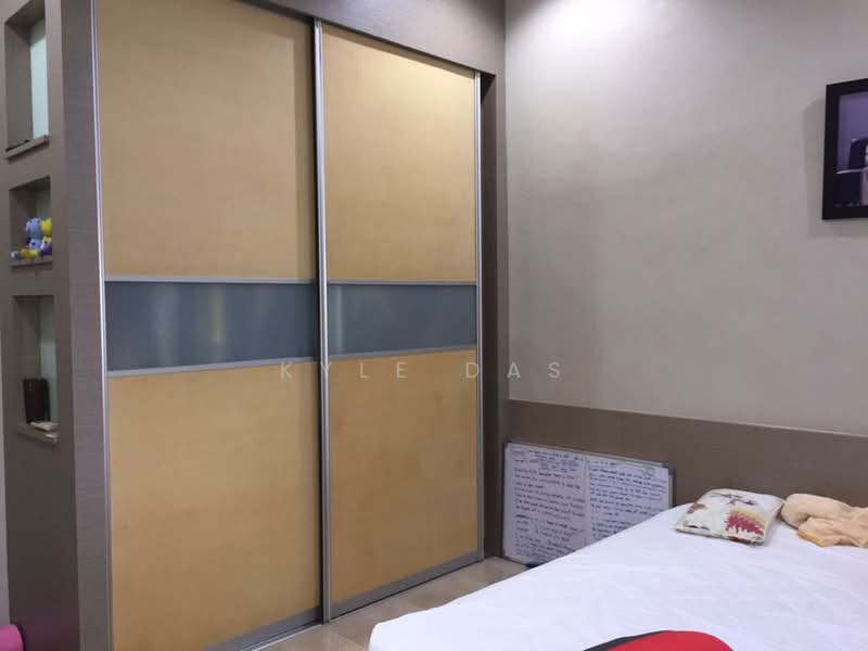 Rumah Berkembar untuk Dijual di Taman Johor Jaya (Johor Bahru) - Kyle Das - Bedroom - PropertyGuru.com.my