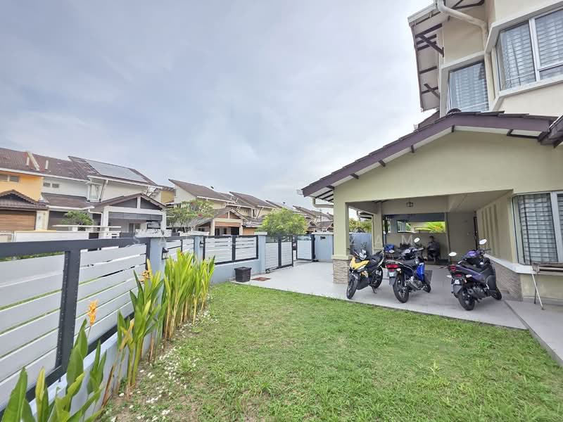 Rumah Berkembar untuk Dijual di Bangi (Selangor) - Saiful Nizam - Exterior - PropertyGuru.com.my