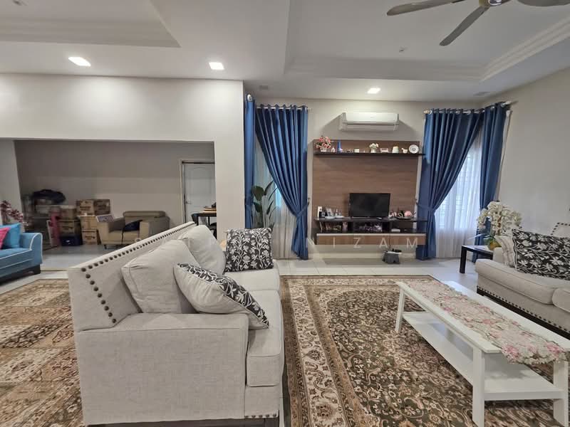 Rumah Berkembar untuk Dijual di Bangi (Selangor) - Saiful Nizam - Living Room - PropertyGuru.com.my