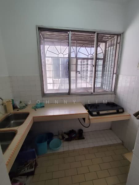 Apartment for Sale at KEP Apartment - Johnny Lim - Kitchen - PropertyGuru.com.my