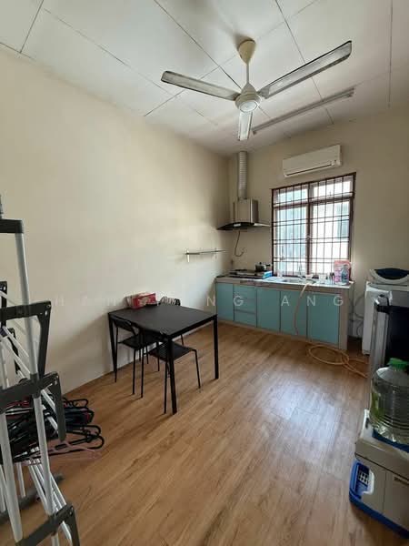2-storey Terraced House for Sale in Taman Desa Tebrau (Tebrau) - Han Yong Ang - Kitchen - PropertyGuru.com.my