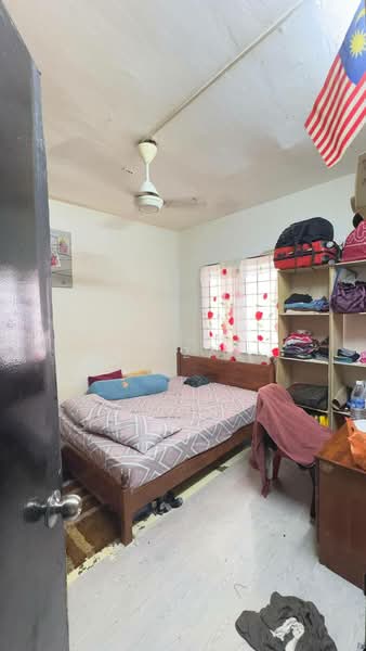 Flat for Sale at Flat Taman Bukit Angkasa - Mohd Faizal - Bedroom - PropertyGuru.com.my
