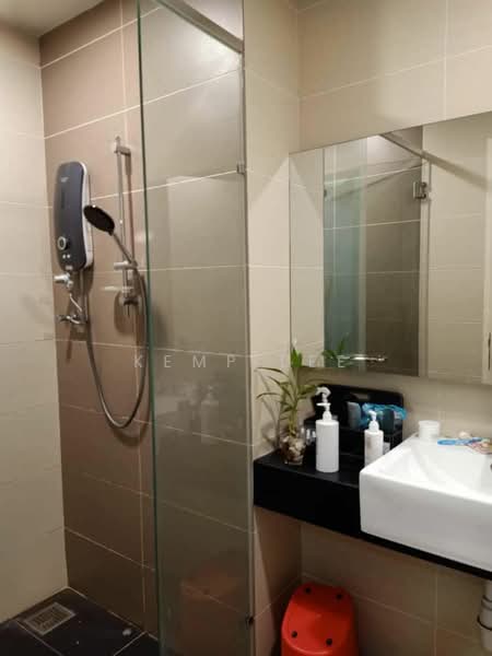 Service Residence for Rent at LakePark Residence @ KL North - Kemp Lee - Bathroom - PropertyGuru.com.my