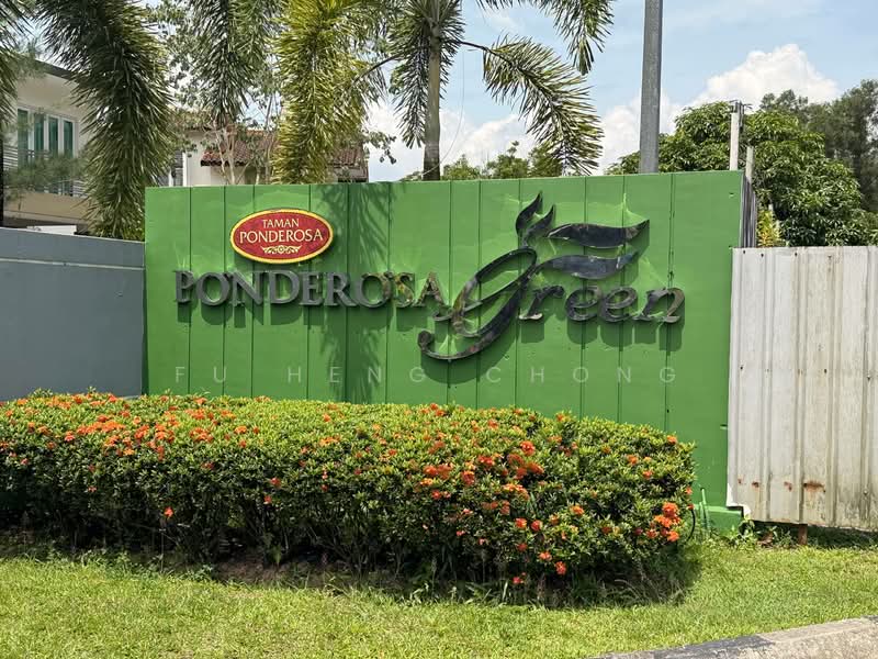 Rumah Berkembar untuk Dijual di Taman Ponderosa (Johor Bahru) - Fu Heng Chong - Exterior - PropertyGuru.com.my