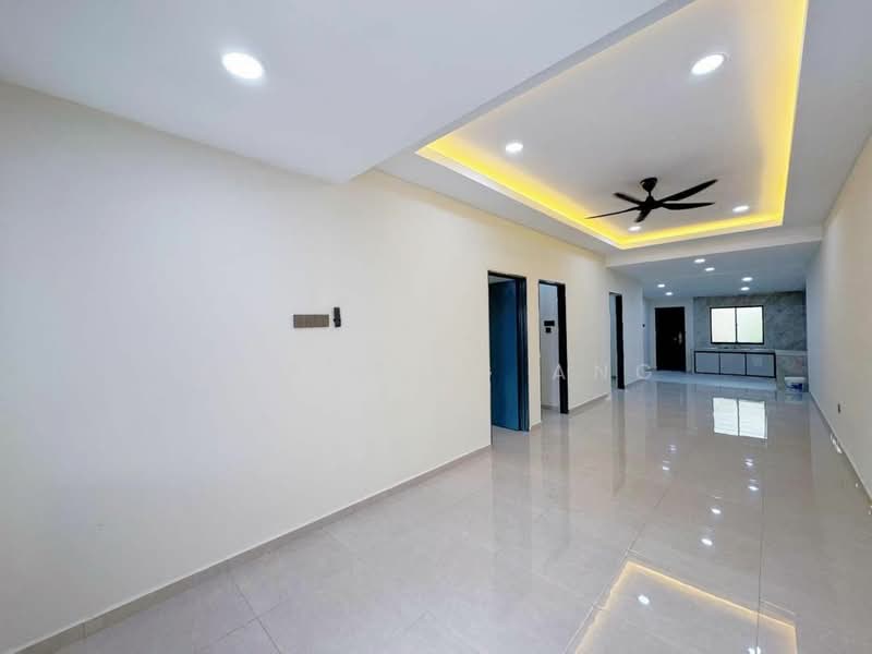 Rumah Teres 1 Tingkat untuk Dijual di Taman Abad (Johor Bahru) - Han Yong Ang - Living Room - PropertyGuru.com.my