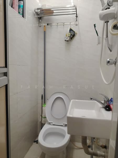 Rumah Teres 2 Tingkat untuk Dijual di Gombak (Selangor) - Farah Rasul - Bathroom - PropertyGuru.com.my