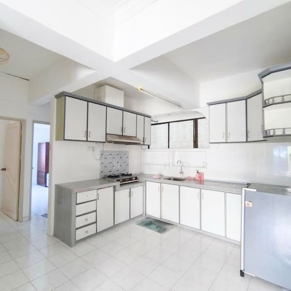 Condominium for Sale at U Garden Resort Condominium - Ann Khor - Kitchen - PropertyGuru.com.my