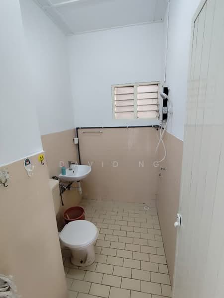 Apartment for Sale at KEP Apartment - David Ng - Bathroom - PropertyGuru.com.my