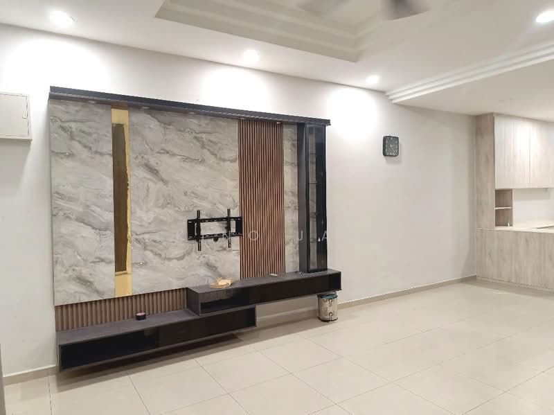 2-storey Terraced House for Sale in Taman Ehsan Jaya (Ulu Tiram) - Kino Jaw - Living Room - PropertyGuru.com.my