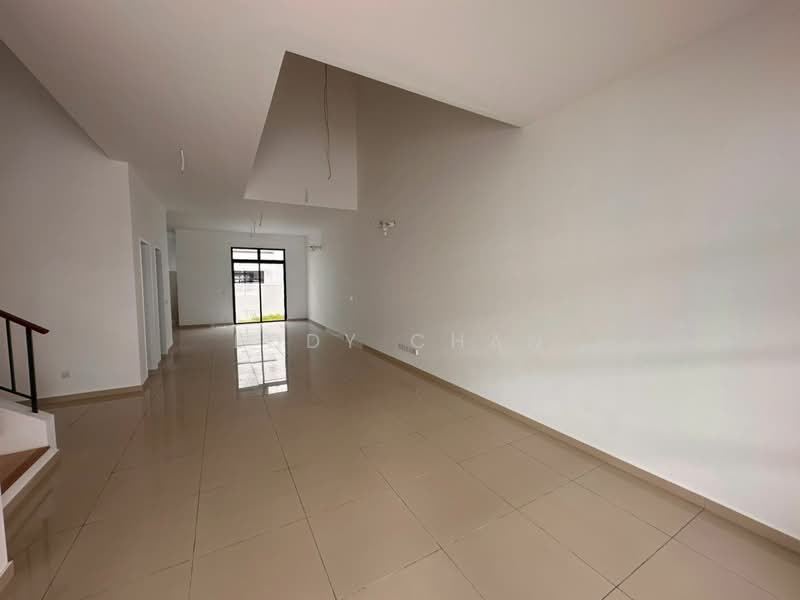 Rumah Kluster untuk Dijual di Taman Iskandar (Johor Bahru) - Eddy Chan - Living Room - PropertyGuru.com.my