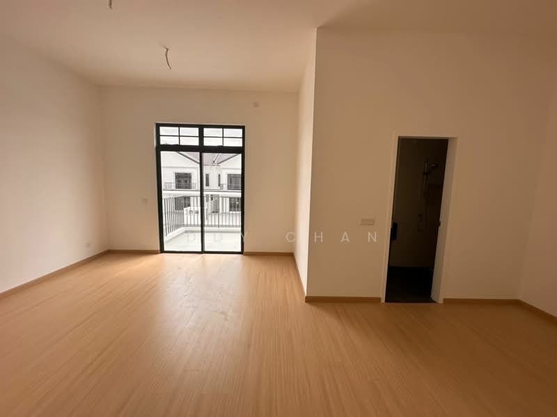 Rumah Kluster untuk Dijual di Taman Iskandar (Johor Bahru) - Eddy Chan - Living Room - PropertyGuru.com.my
