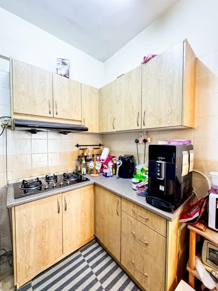 Pangsapuri untuk Dijual di Pangsapuri Permai Puteri - Ilman Nahri - Kitchen - PropertyGuru.com.my