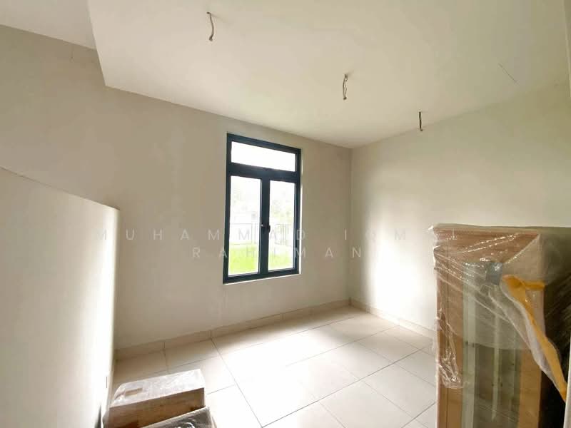 3-storey Terraced House for Sale in Denai Alam (Shah Alam) - Muhammad Iqmal Rahiman - Interior - PropertyGuru.com.my