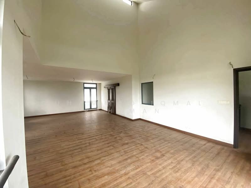 3-storey Terraced House for Sale in Denai Alam (Shah Alam) - Muhammad Iqmal Rahiman - Living Room - PropertyGuru.com.my