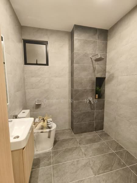 Service Residence for Sale at Setia Sky 88 - Edven Ng - Bathroom - PropertyGuru.com.my