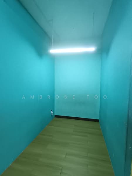 Shop / Office untuk Disewa di Serdang (Seri Kembangan) - Ambrose Too - Interior - PropertyGuru.com.my