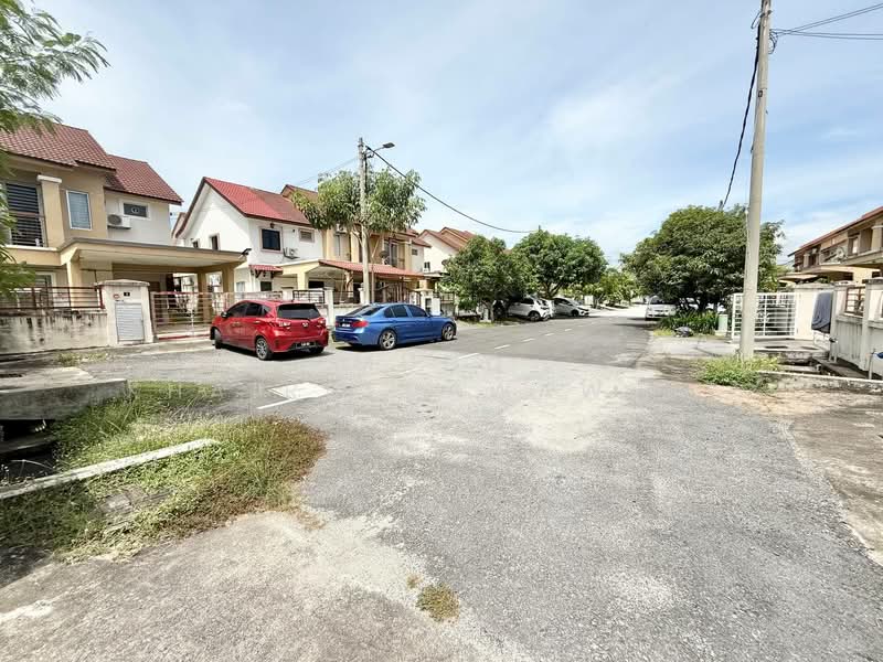 Cluster House for Sale in Alam Suria (Puncak Alam) - Muhd Khairulnawawi Kamaruddin - PropertyGuru.com.my