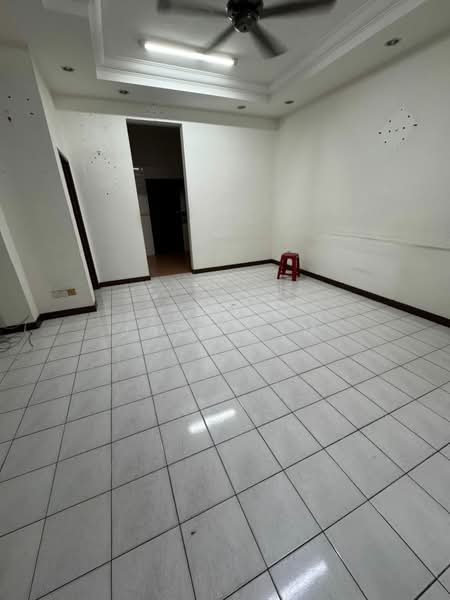 Rumah Teres 2 Tingkat untuk Dijual di Taman Puchong Prima (Puchong) - Jack Lim - Living Room - PropertyGuru.com.my