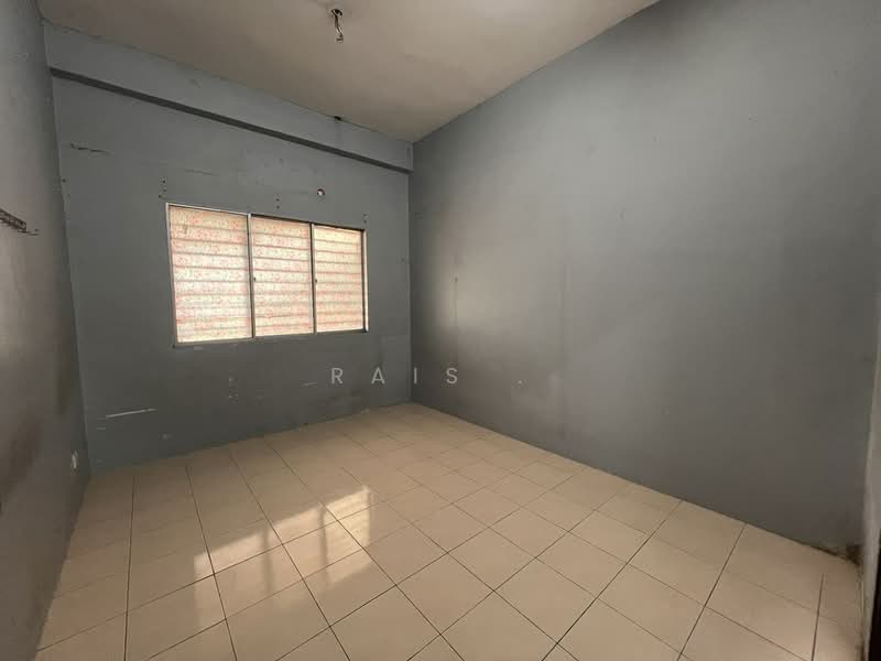 1-storey Terraced House for Sale in Kampung Rantau Panjang (Kapar) - RAIS . - Interior - PropertyGuru.com.my