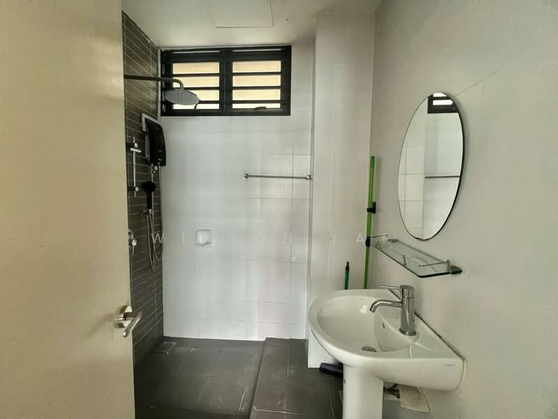 Service Residence for Sale at Palazio - Winson Yap - Bathroom - PropertyGuru.com.my