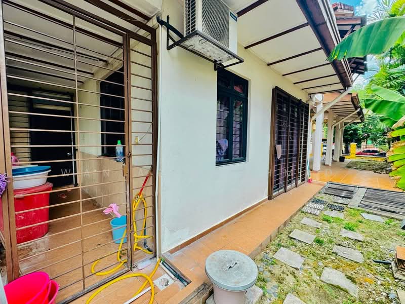 Rumah Teres 2 Tingkat untuk Dijual di Bukit Jelutong (Shah Alam) - Wan Azlan Ahmad - PropertyGuru.com.my