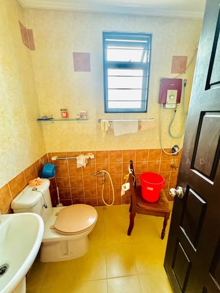 Rumah Teres 2 Tingkat untuk Dijual di Bukit Jelutong (Shah Alam) - Wan Azlan Ahmad - PropertyGuru.com.my
