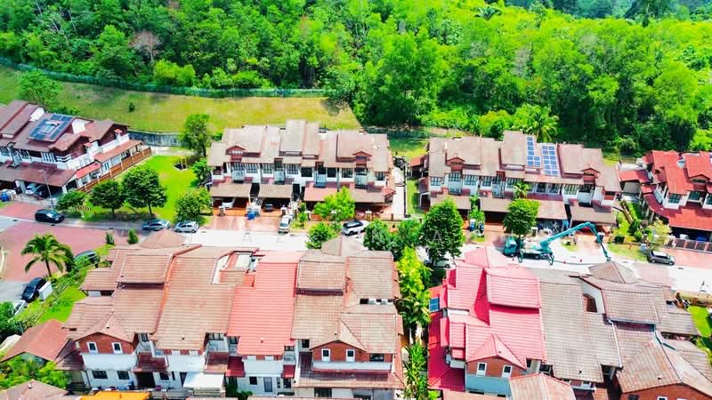 Rumah Teres 2 Tingkat untuk Dijual di Bukit Jelutong (Shah Alam) - Wan Azlan Ahmad - PropertyGuru.com.my