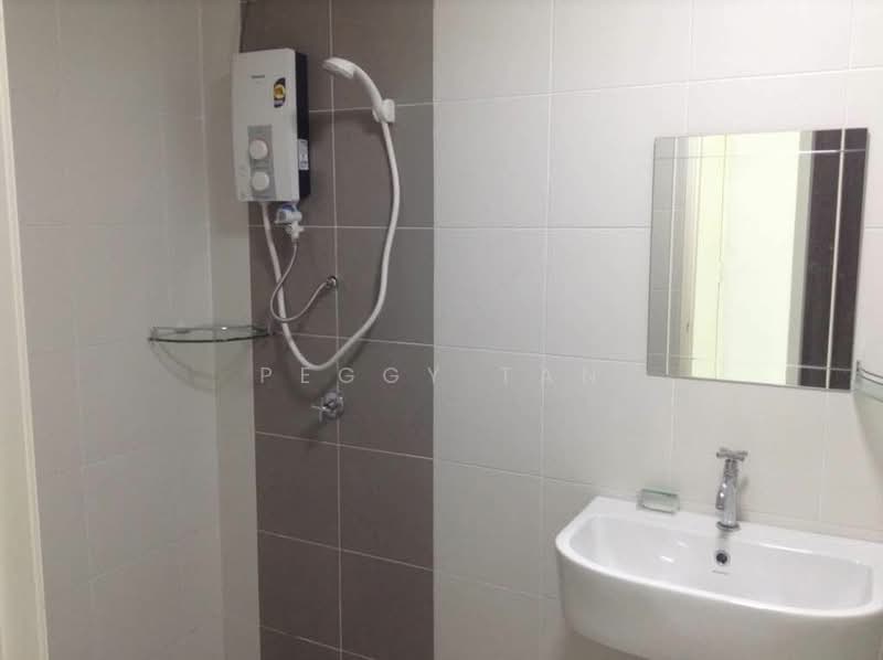 Kondominium untuk Disewa di Elit Heights @ Bayan City - Peggy Tan - Bathroom - PropertyGuru.com.my