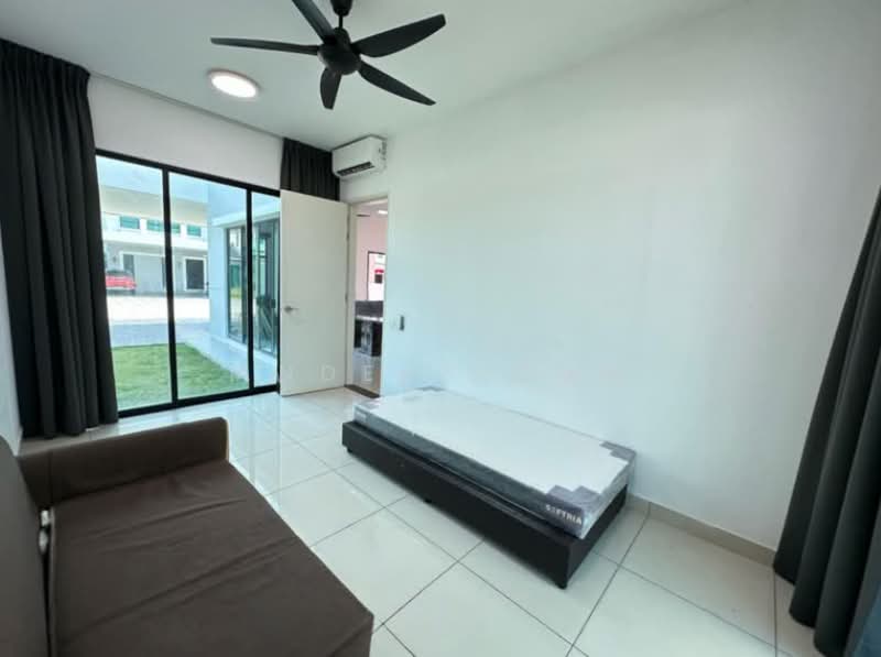 Rumah Teres untuk Disewa di Bandar Cassia (Batu Kawan) - Anders Ong - Living Room - PropertyGuru.com.my