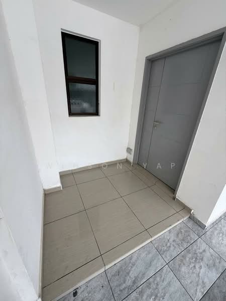 2-storey Terraced House for Sale in Ulu Tiram (Johor) - Winson Yap - Entrance - PropertyGuru.com.my