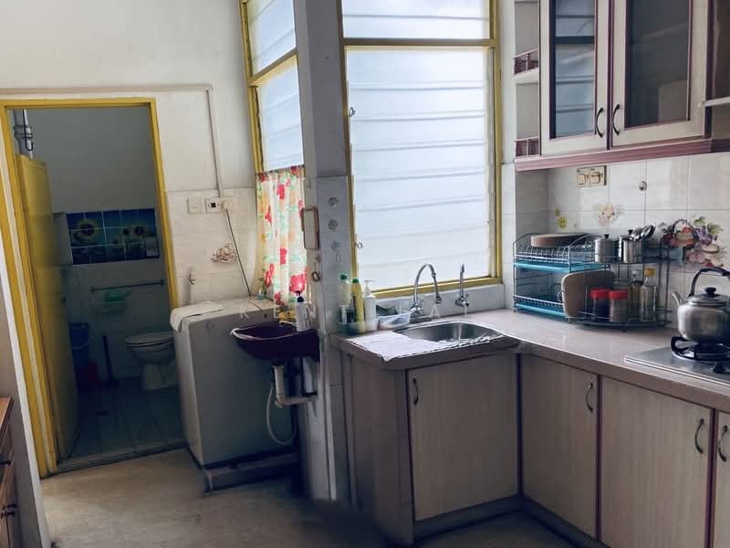 Rumah Flat untuk Dijual di Taman Air Itam - Kent Lai - Kitchen - PropertyGuru.com.my