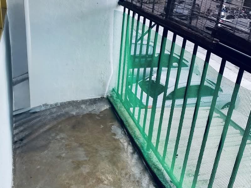 Rumah Flat untuk Dijual di Taman Air Itam - Kent Lai - Balcony - PropertyGuru.com.my
