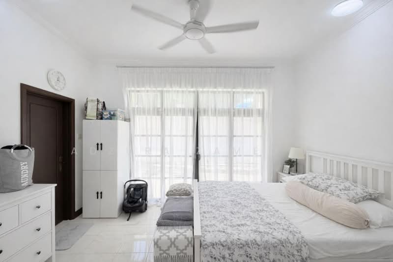 Bungalow for Sale in Bukit Jelutong (Shah Alam) - Adzura Zamedin - Bedroom - PropertyGuru.com.my