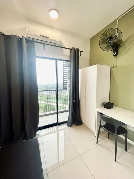 Kondominium untuk Dijual di The Greens @ Subang West - Noraini Dahan - Balcony - PropertyGuru.com.my
