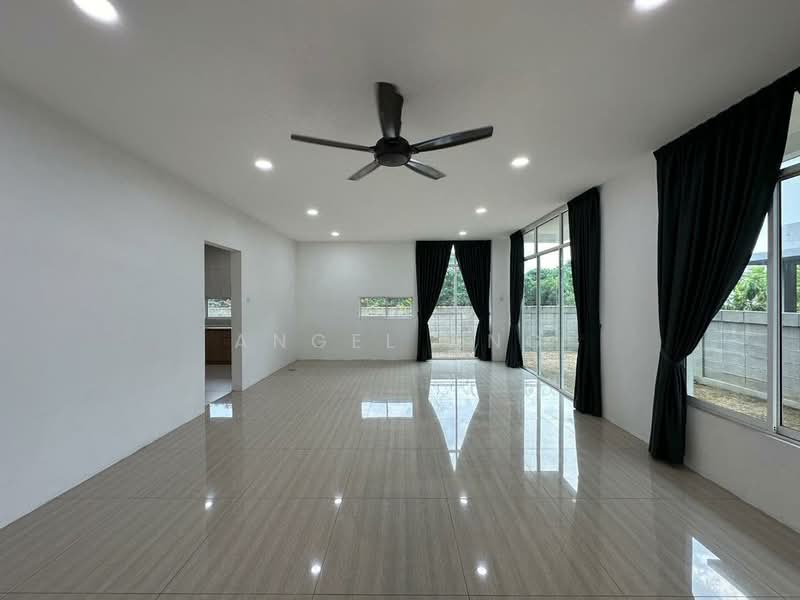 Bungalow for Rent in Bandar Country Homes (Rawang) - Angel Ang - Living Room - PropertyGuru.com.my