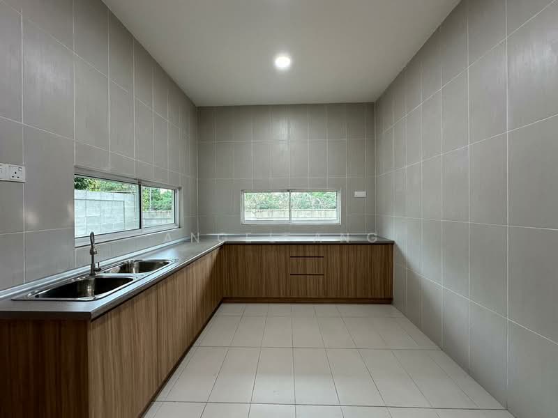 Bungalow for Rent in Bandar Country Homes (Rawang) - Angel Ang - Kitchen - PropertyGuru.com.my
