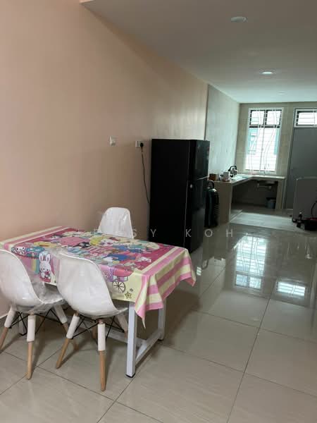 2-storey Terraced House for Rent in Taman Bestari Indah (Ulu Tiram) - Jessy Koh - Kitchen - PropertyGuru.com.my