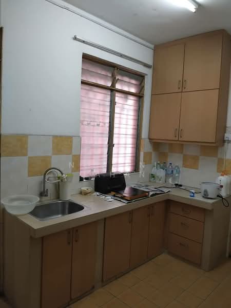 Pangsapuri untuk Dijual di Mentari Court - Noraini Dahan - Kitchen - PropertyGuru.com.my