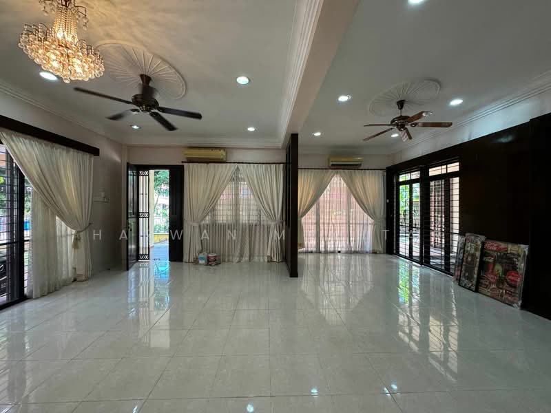 2-storey Terraced House for Sale in Bukit Jelutong (Shah Alam) - Hazwan Mokhtar - PropertyGuru.com.my