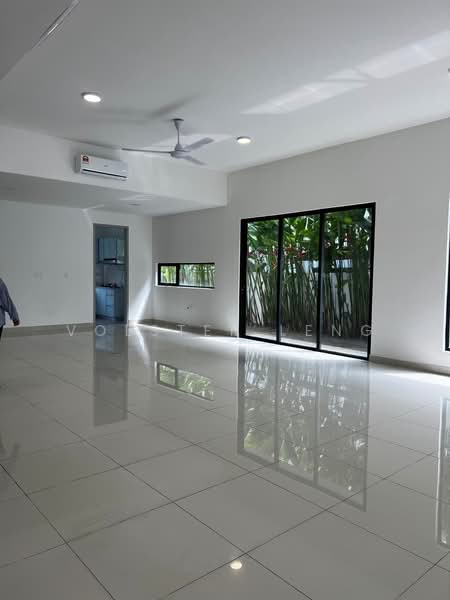 Semi-Detached House for Rent in Bandar Tropicana Aman (Telok Panglima Garang) - Volster Leng - Living Room - PropertyGuru.com.my
