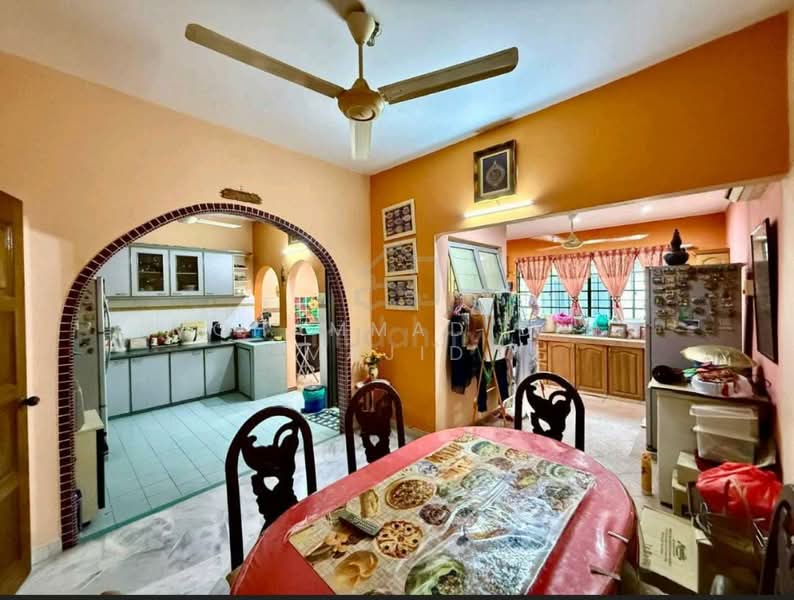 2-storey Terraced House for Sale in Usj 11 (Subang Jaya) - Mohammad Din Majid - Kitchen - PropertyGuru.com.my