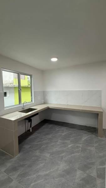 2-storey Terraced House for Sale in Taman Damai Jaya (Skudai) - Erness Tan - Kitchen - PropertyGuru.com.my