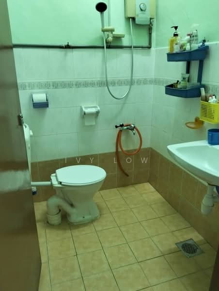 Rumah Teres 1.5 Tingkat untuk Dijual di Masai (Johor) - Ivy Low - Bathroom - PropertyGuru.com.my