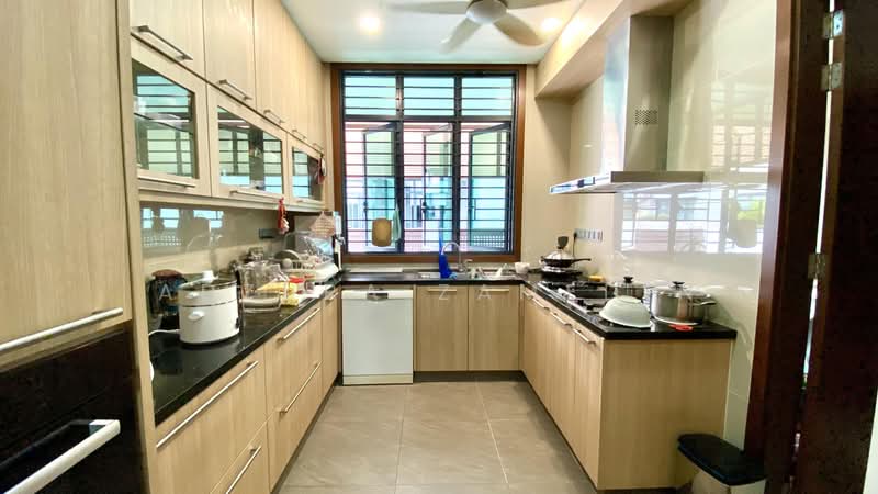 Rumah Banglo untuk Dijual di Bukit Jelutong (Shah Alam) - Adzura Zamedin - Kitchen - PropertyGuru.com.my