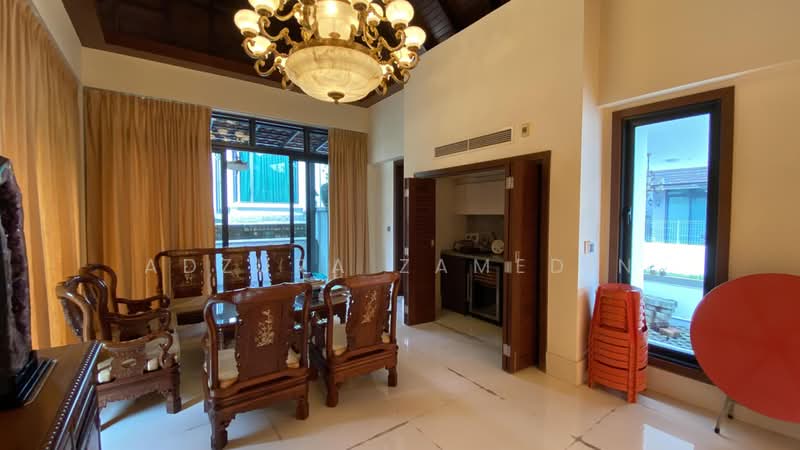 Rumah Banglo untuk Dijual di Bukit Jelutong (Shah Alam) - Adzura Zamedin - Living Room - PropertyGuru.com.my