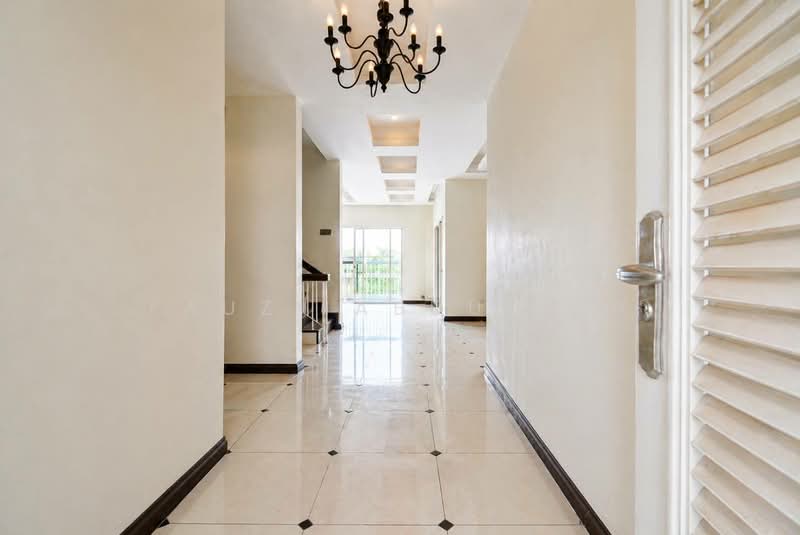 Semi-Detached House for Sale in Gombak (Kuala Lumpur) - Fauzi Abdullah - PropertyGuru.com.my
