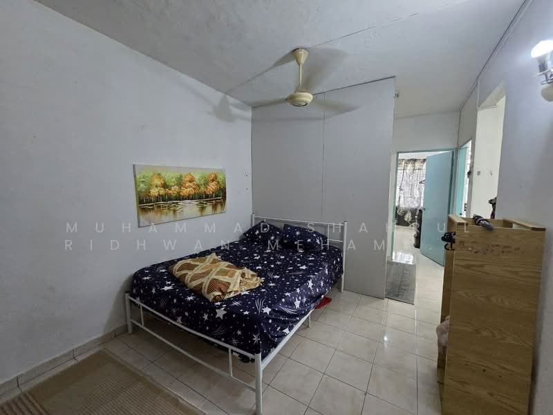 Rumah Flat untuk Dijual di Taman Minang - Muhammad Shahrul Ridhwan Mehamad Nasir - Bedroom - PropertyGuru.com.my