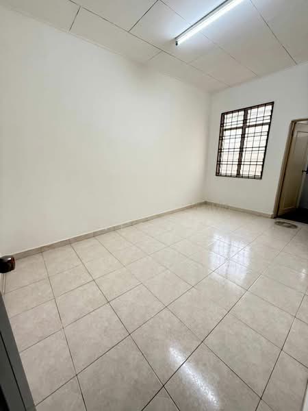 2-storey Terraced House for Sale in Taman Pulai Indah (Johor Bahru) - Erness Tan - Interior - PropertyGuru.com.my