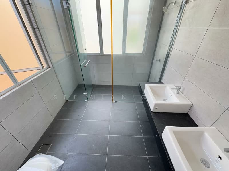 Rumah Teres 2 Tingkat untuk Dijual di Taman Naluri Indah (Seberang Jaya) - See Jian Goh - Bathroom - PropertyGuru.com.my